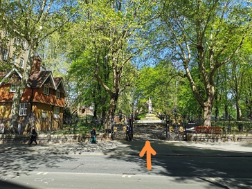 An image of the entrance to St Pancras Gardens